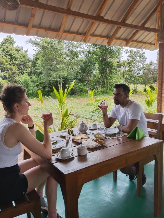 The View Hotel สิกิริยา ภายนอก รูปภาพ